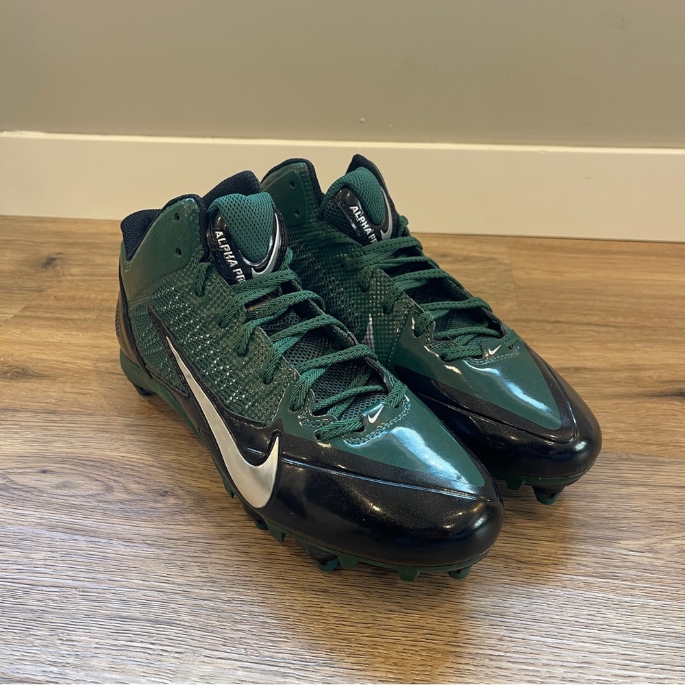 Nike Emerald and Black Sports Cleats